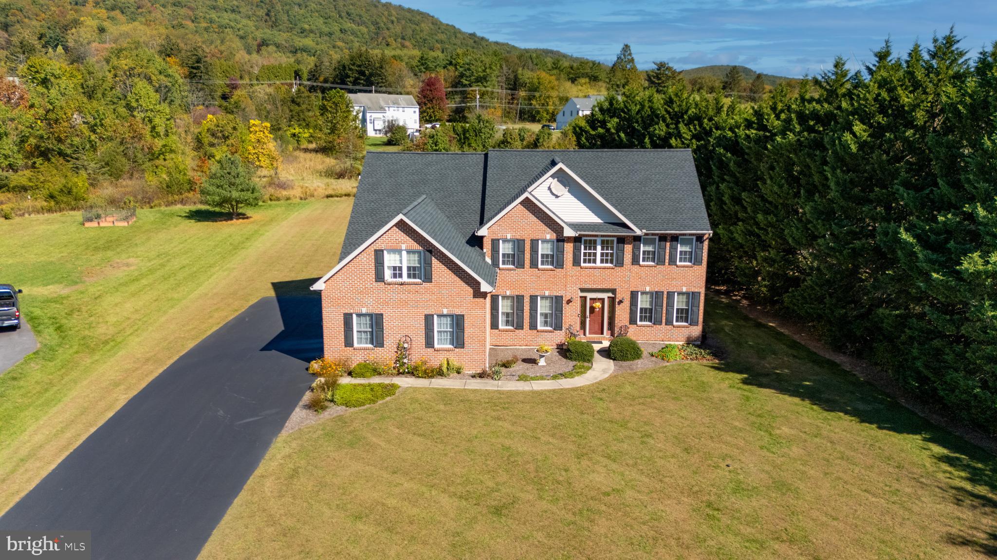 108 HIGHLAND COURT