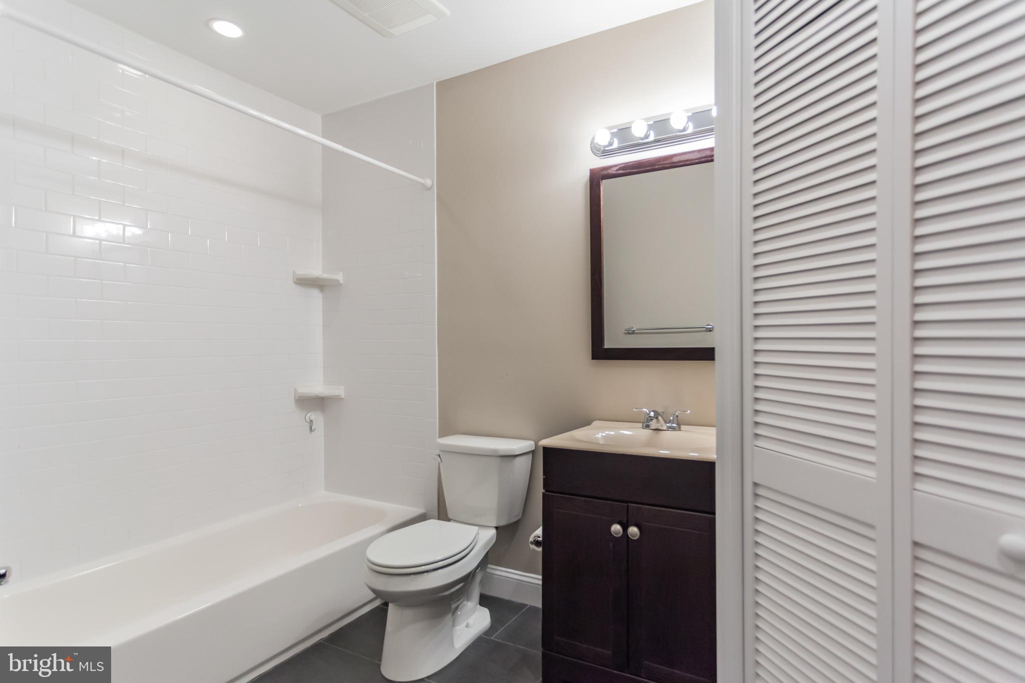 EAST PASSYUNK CROSSING - Residential Lease