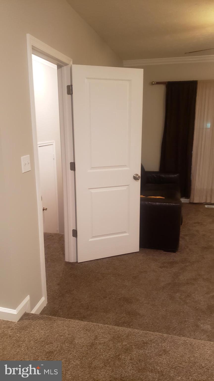 WINDSOR GREEN - Residential Lease