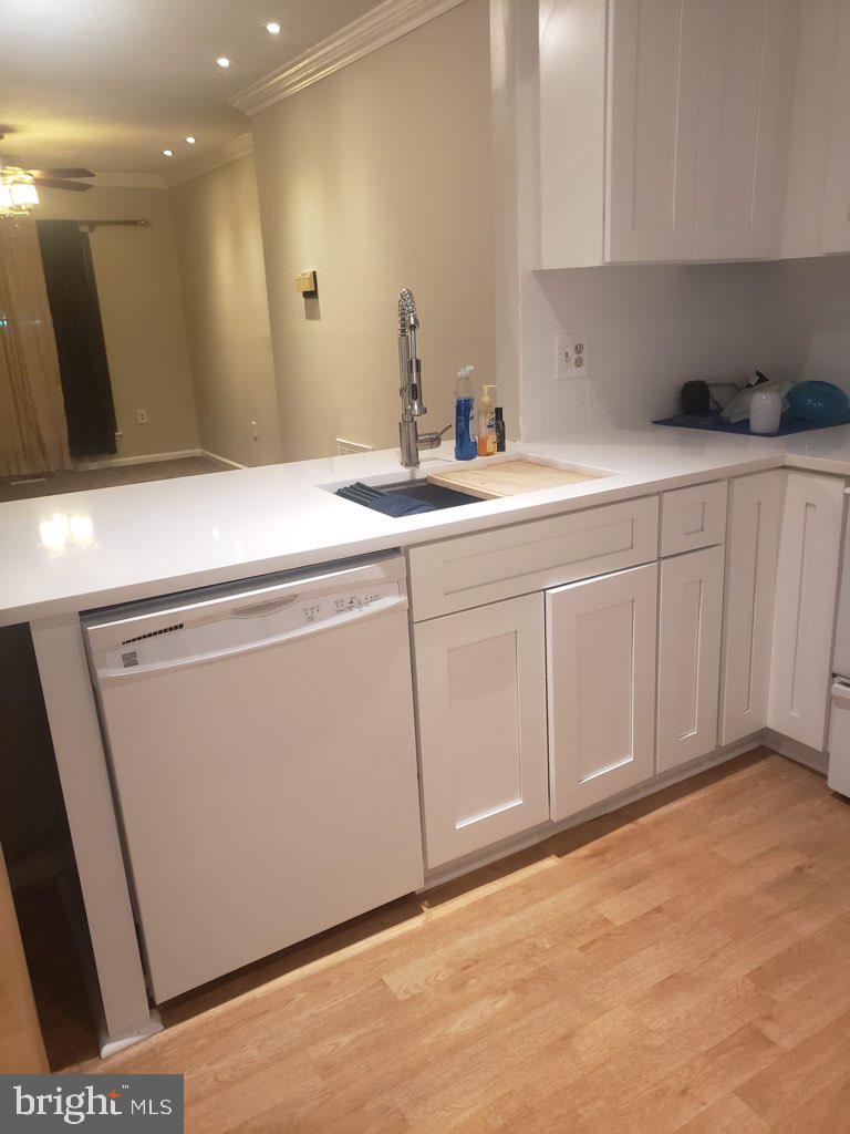 WINDSOR GREEN - Residential Lease