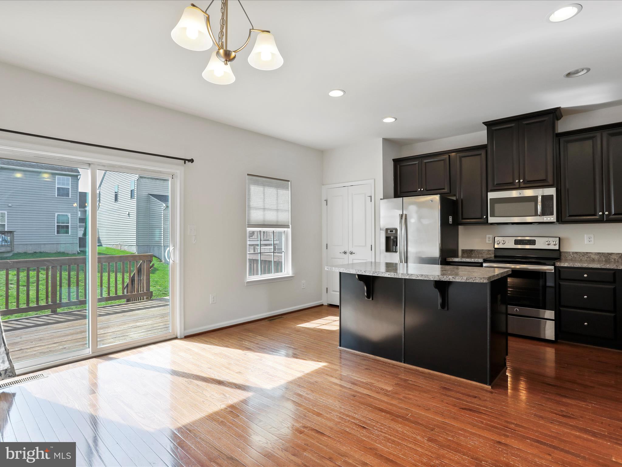 POTOMAC STATION - Residential