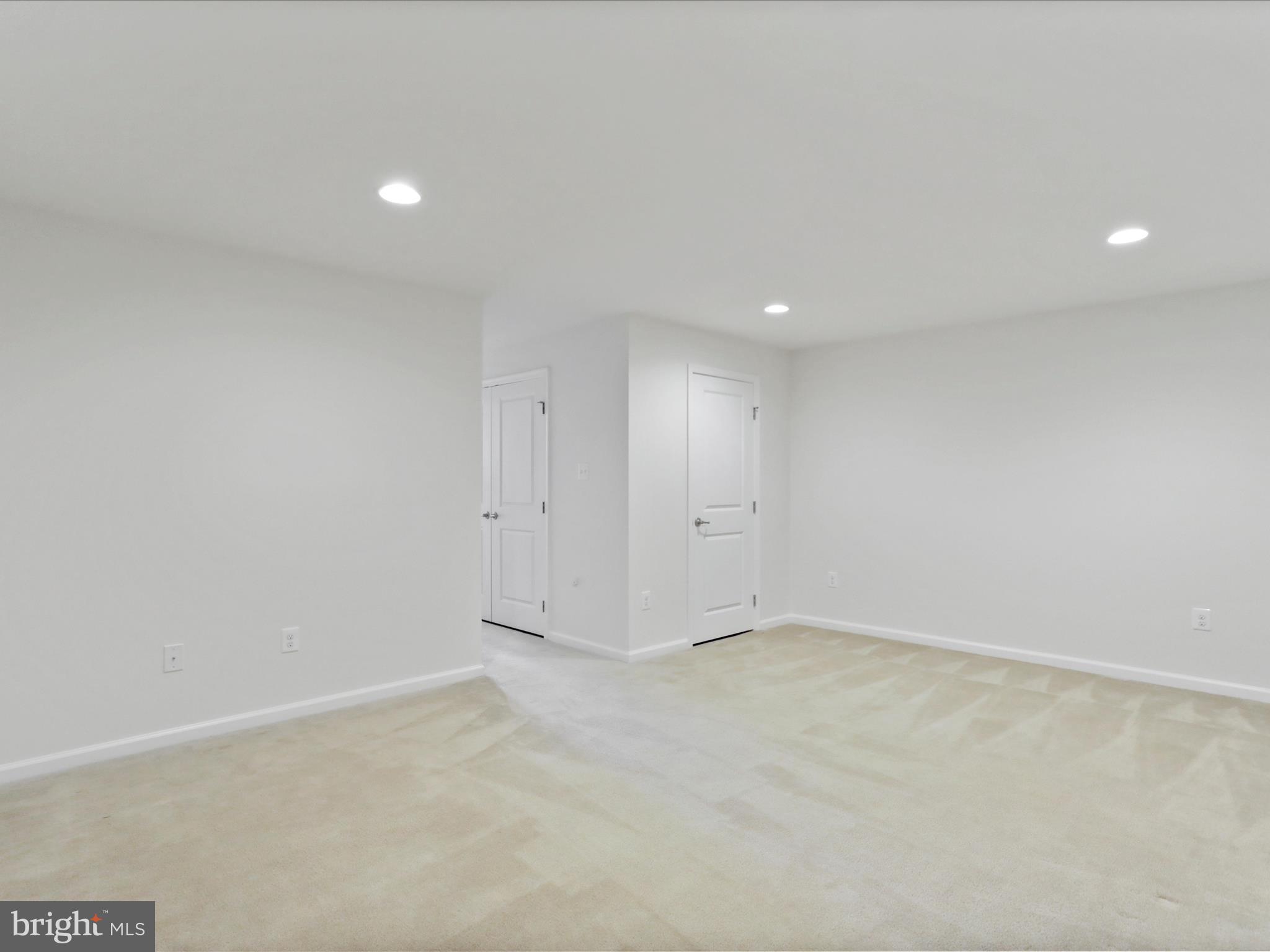 POTOMAC STATION - Residential