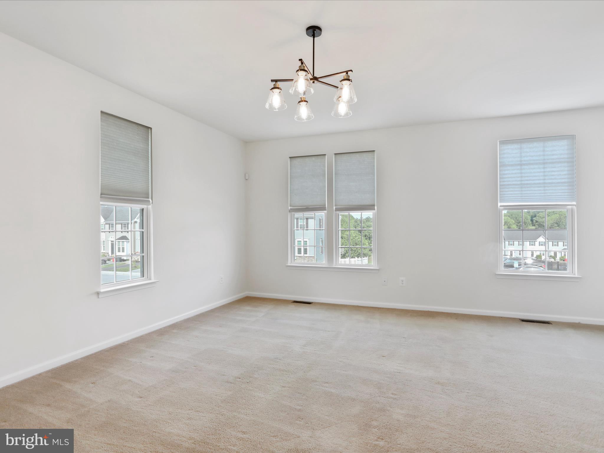 POTOMAC STATION - Residential