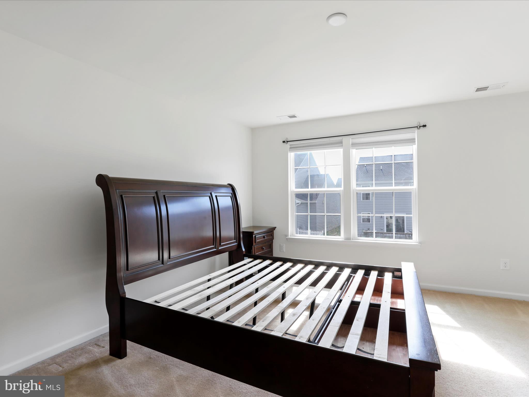 POTOMAC STATION - Residential