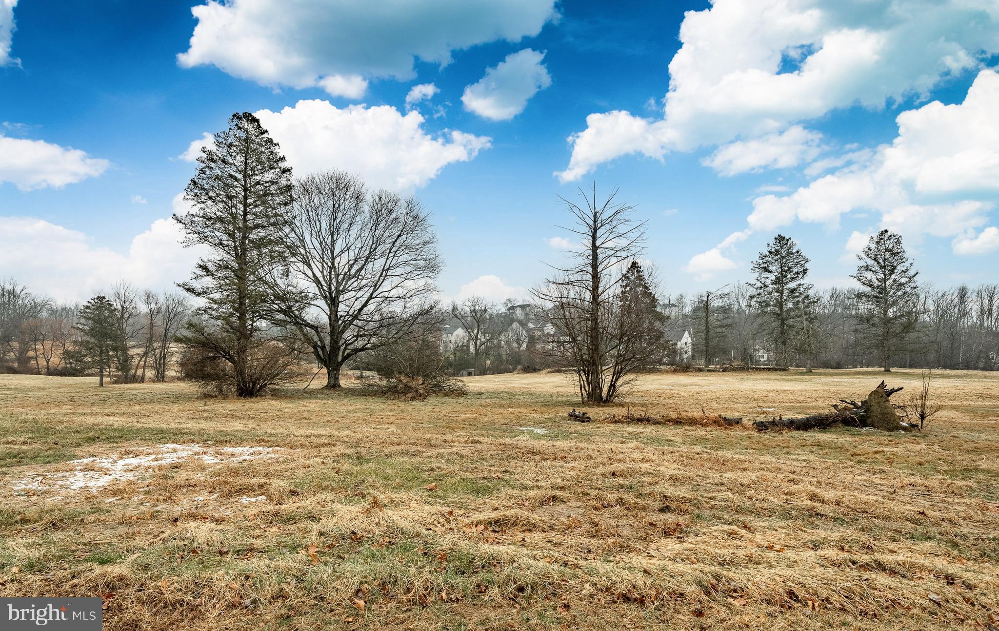 EXETER GOLF CLUB E - Residential
