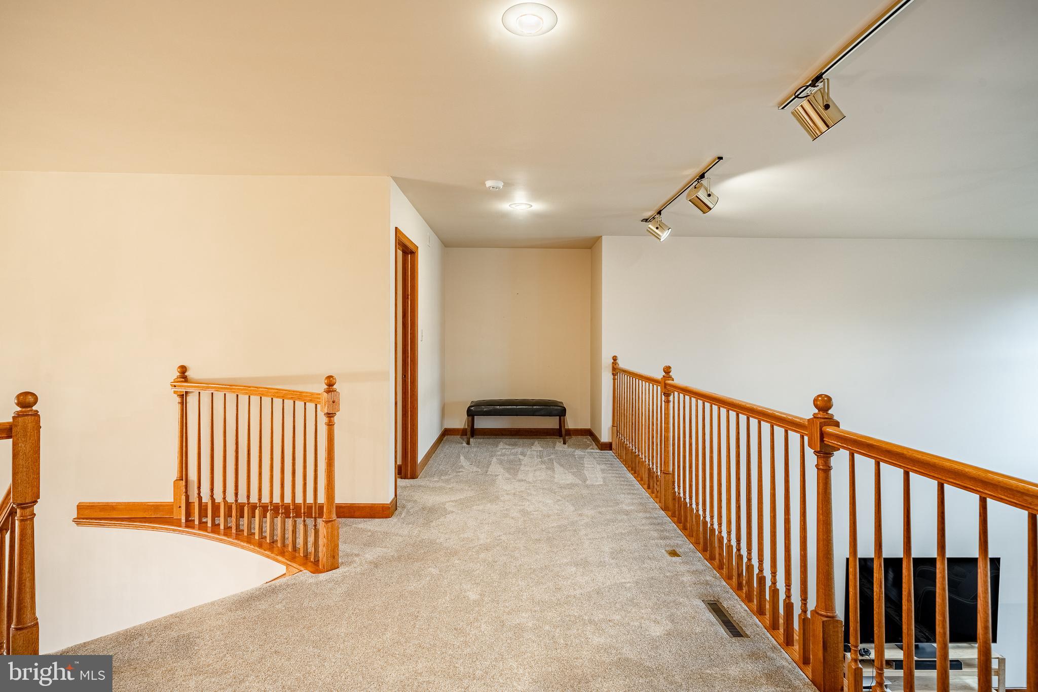 EXETER GOLF CLUB E - Residential