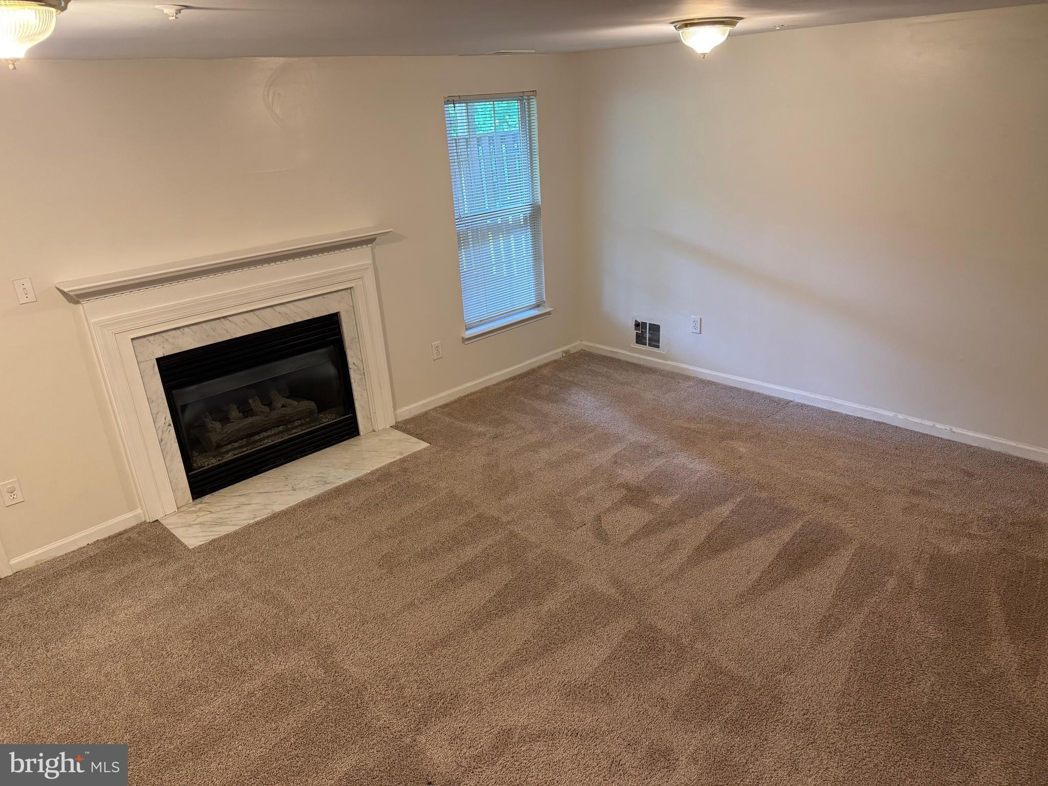 OWINGS CHOICE - Residential Lease