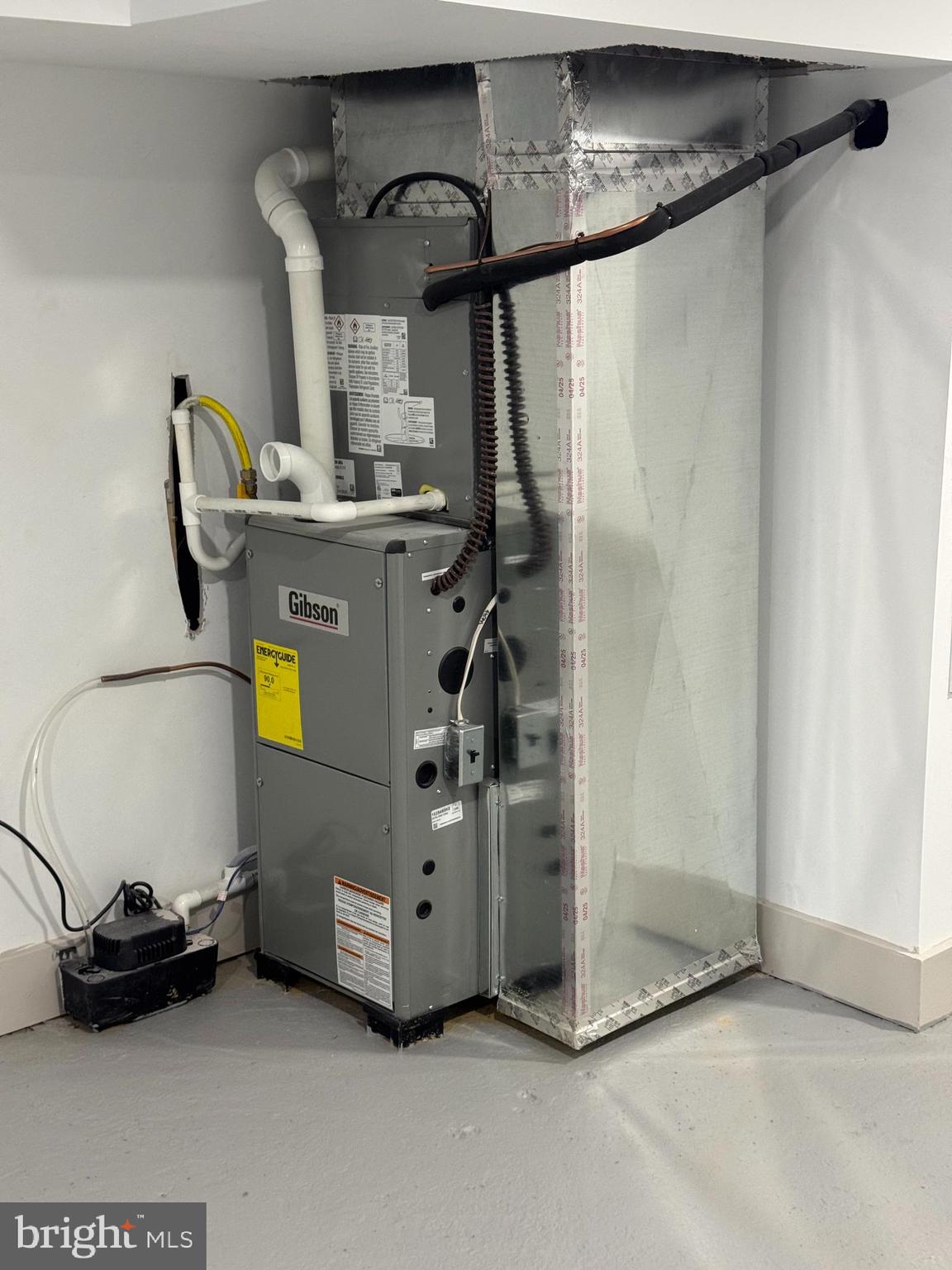 STRAWBERRY MANSION - Residential Lease