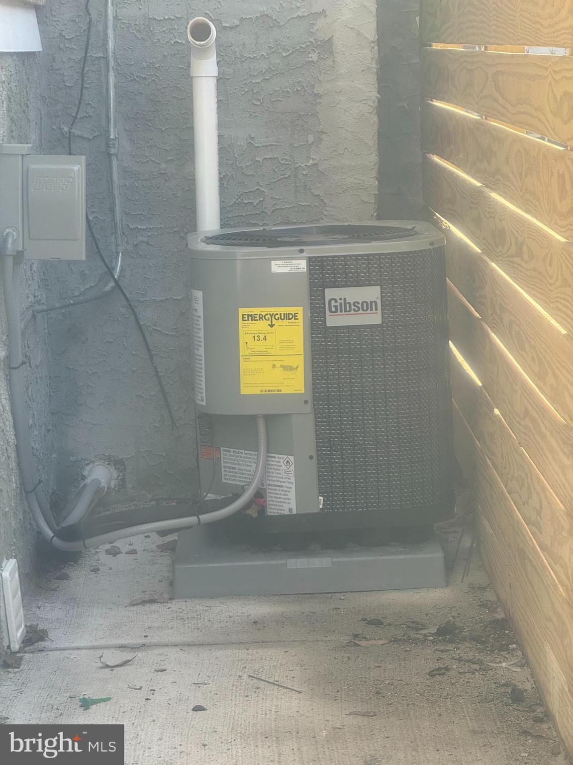 STRAWBERRY MANSION - Residential Lease