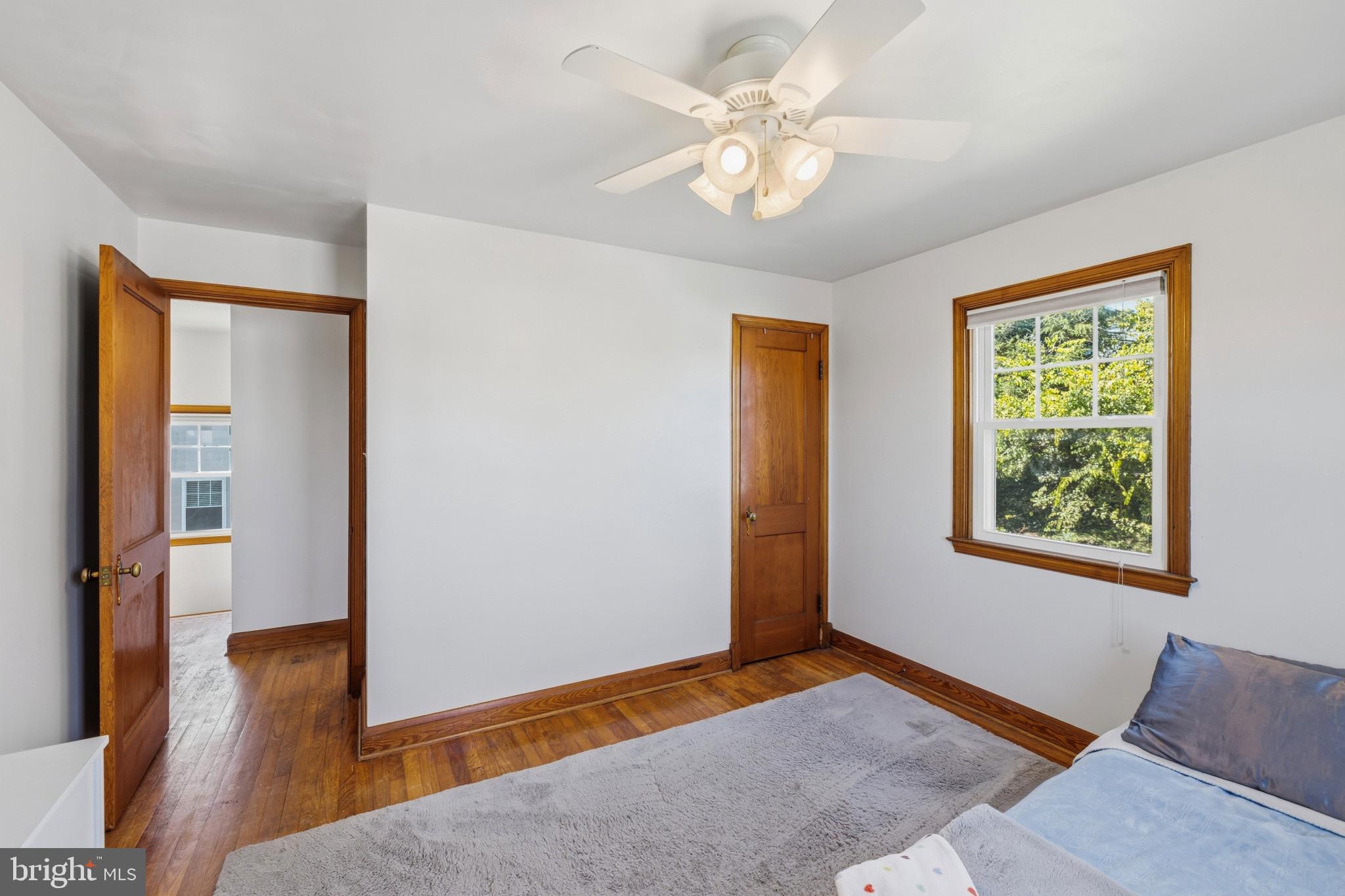 OAKLAND TERRACE - Residential