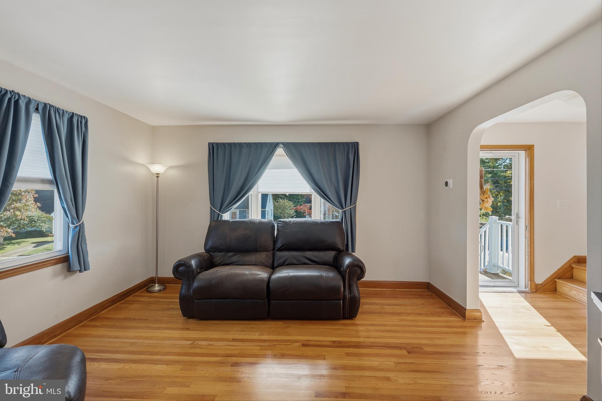 OAKLAND TERRACE - Residential