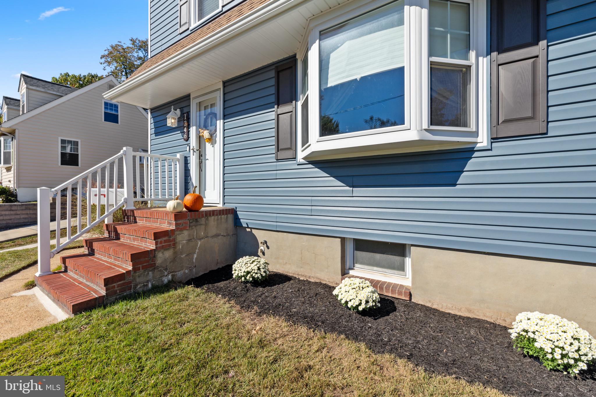 OAKLAND TERRACE - Residential
