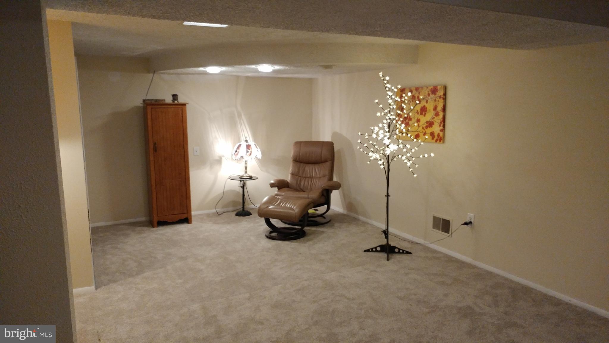 ACADEMY ACRES - Residential