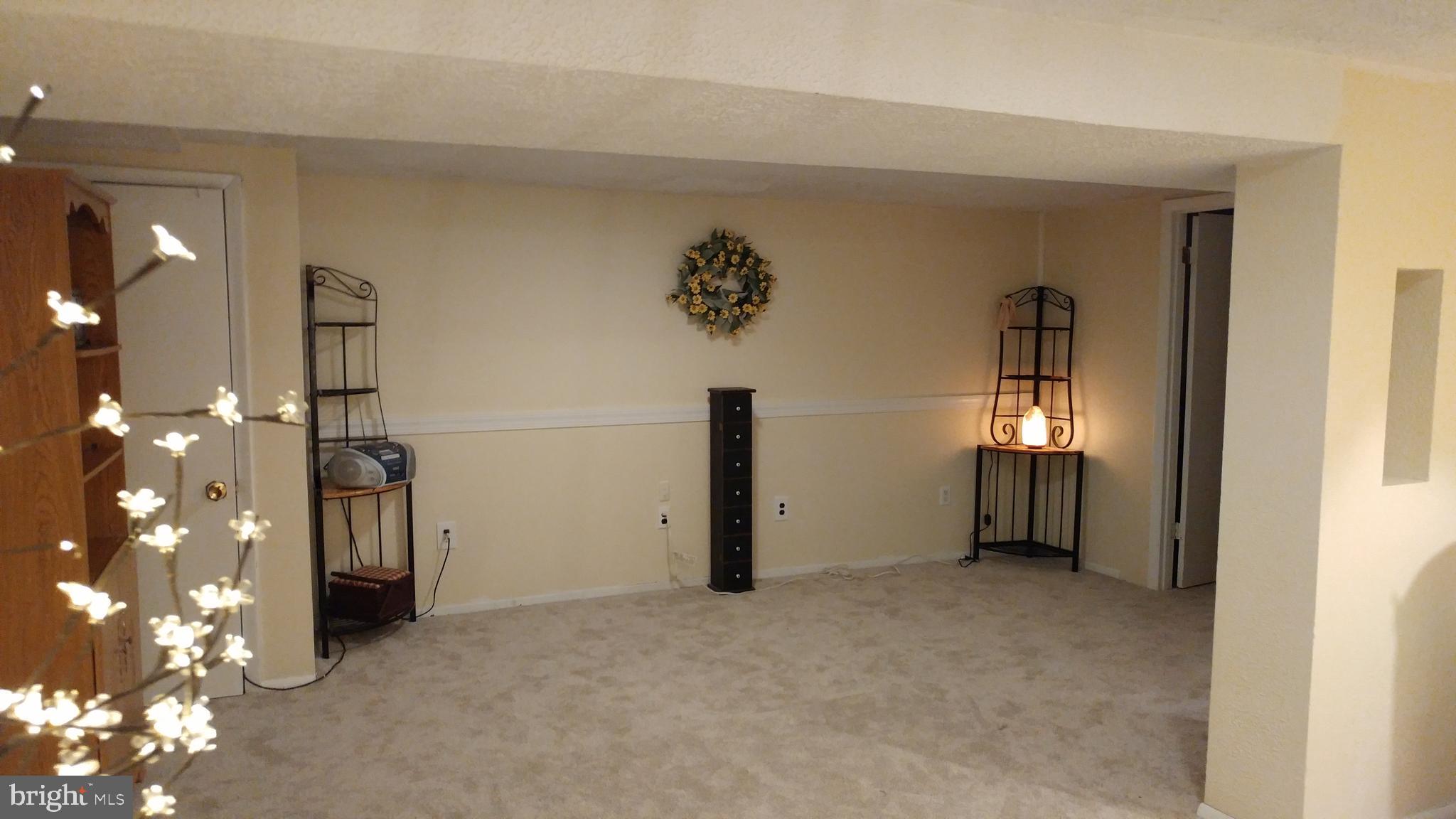 ACADEMY ACRES - Residential