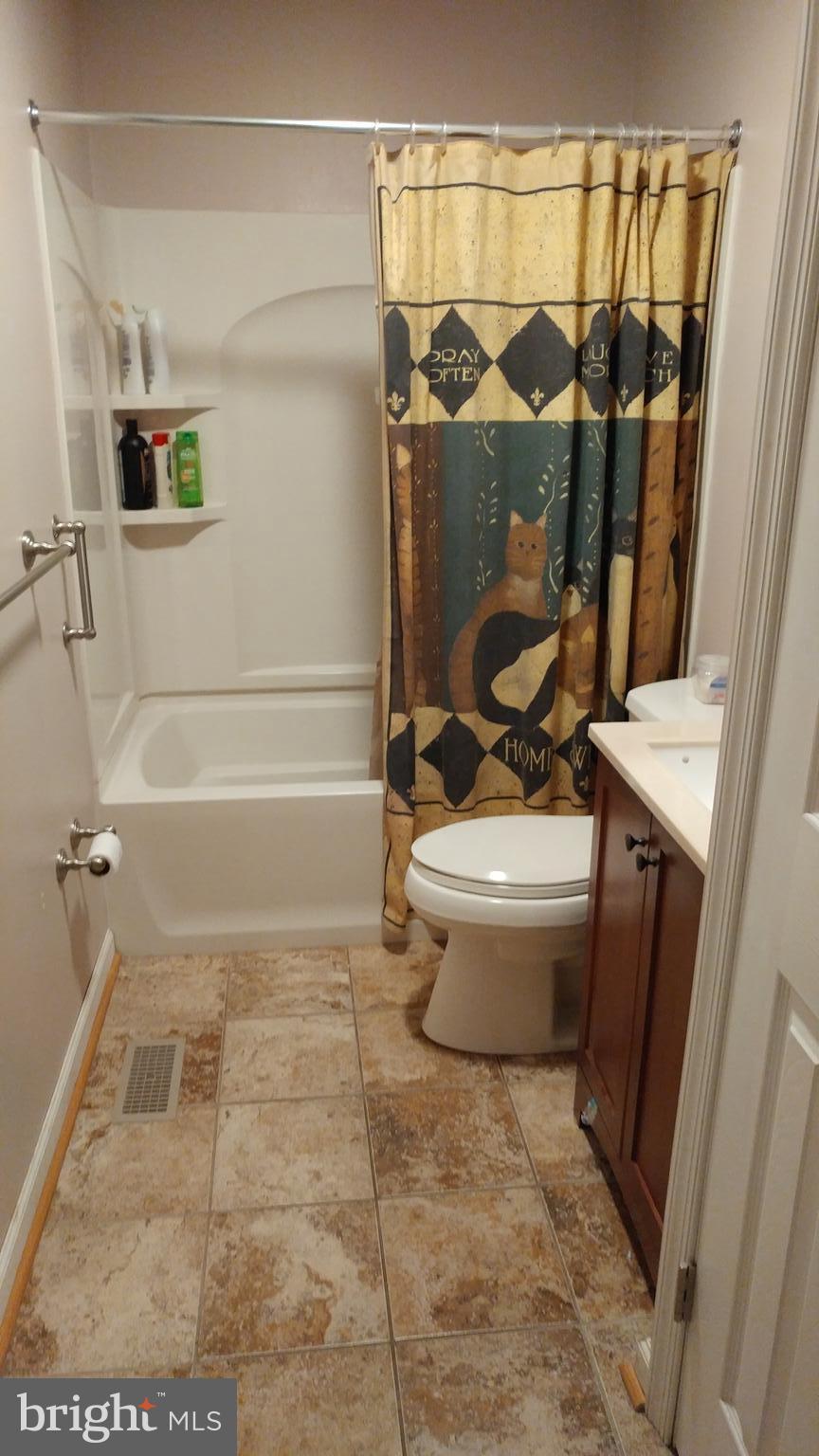 ACADEMY ACRES - Residential