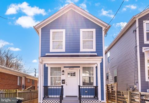 4521 CLAY STREET NE WASHINGTON DC 20019