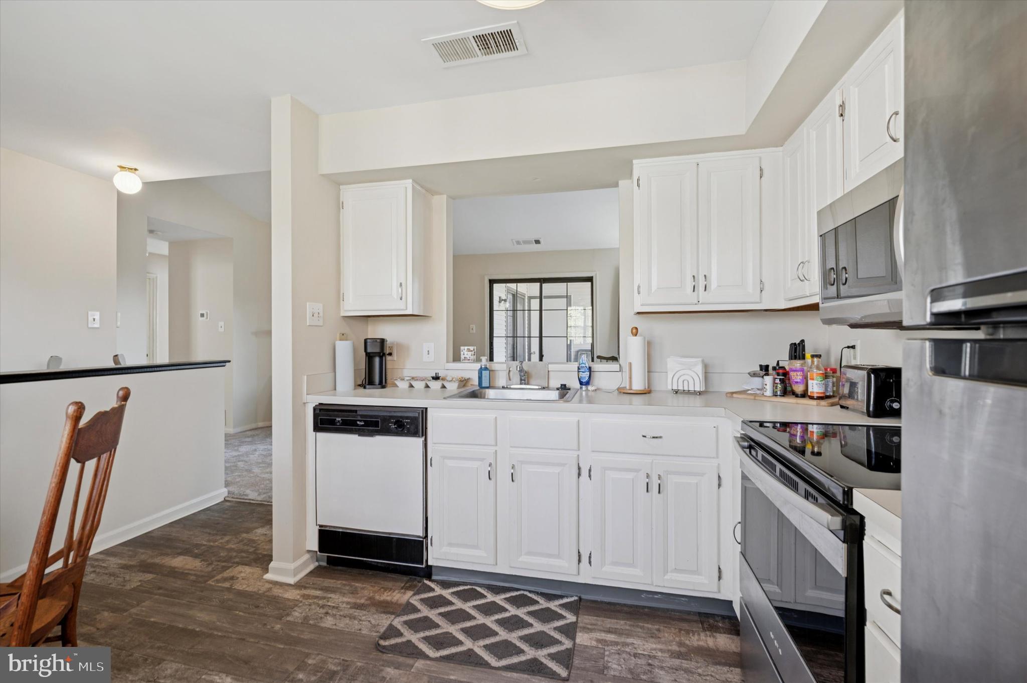 HAMPTON GREENS - Residential