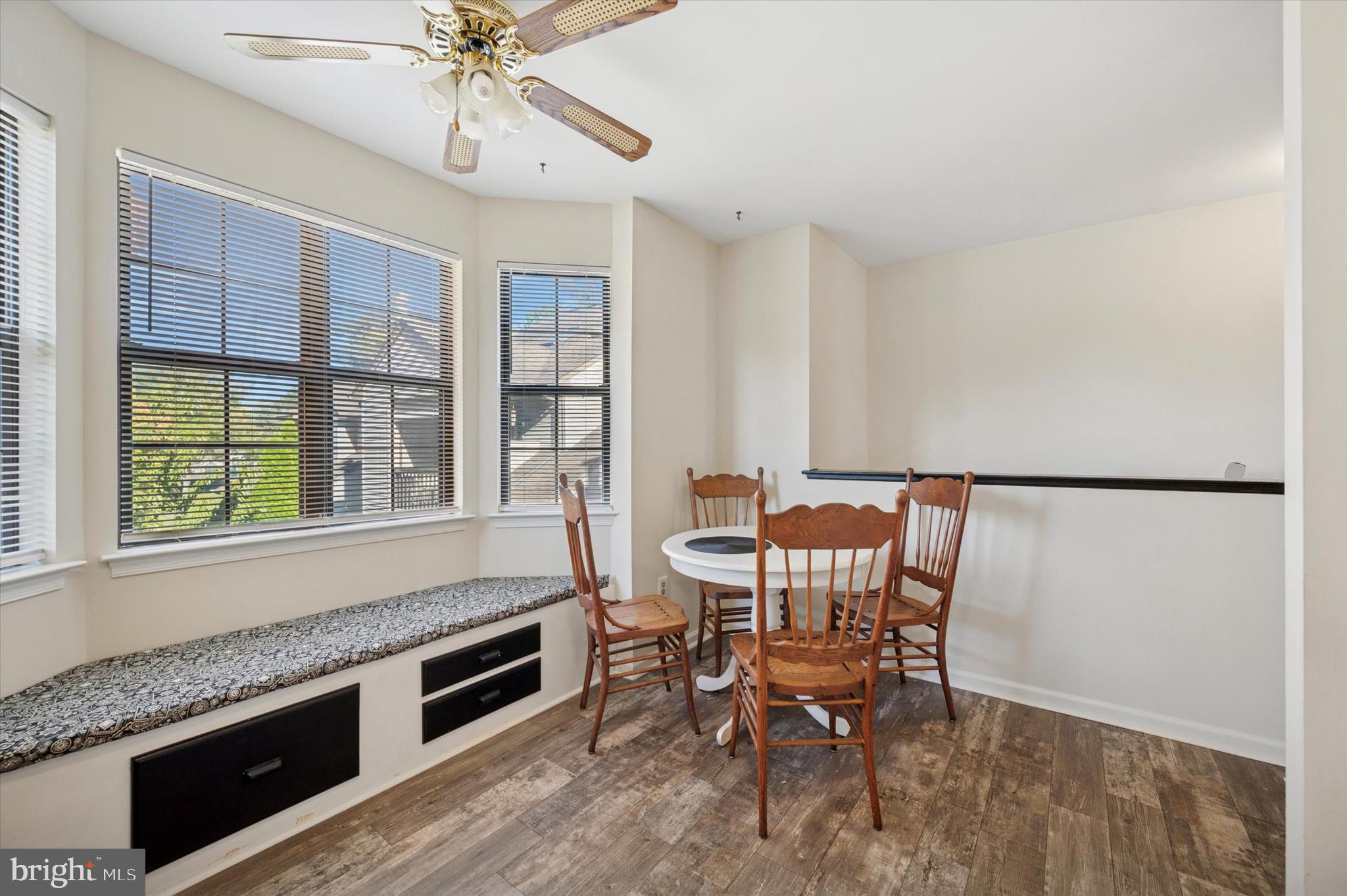 HAMPTON GREENS - Residential