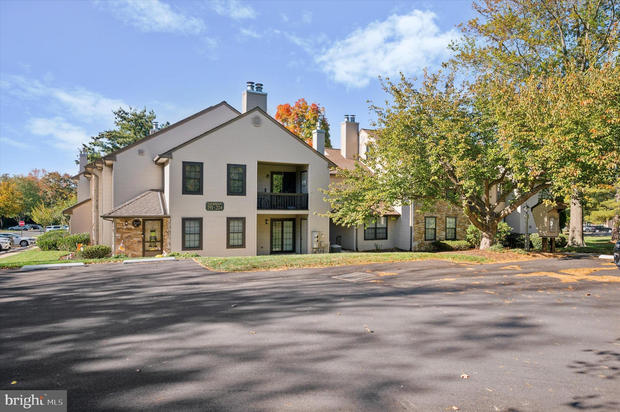 192 HACKBERRY COURT