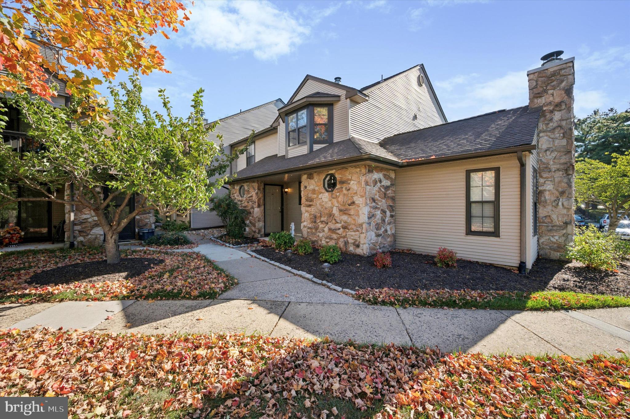 HAMPTON GREENS - Residential