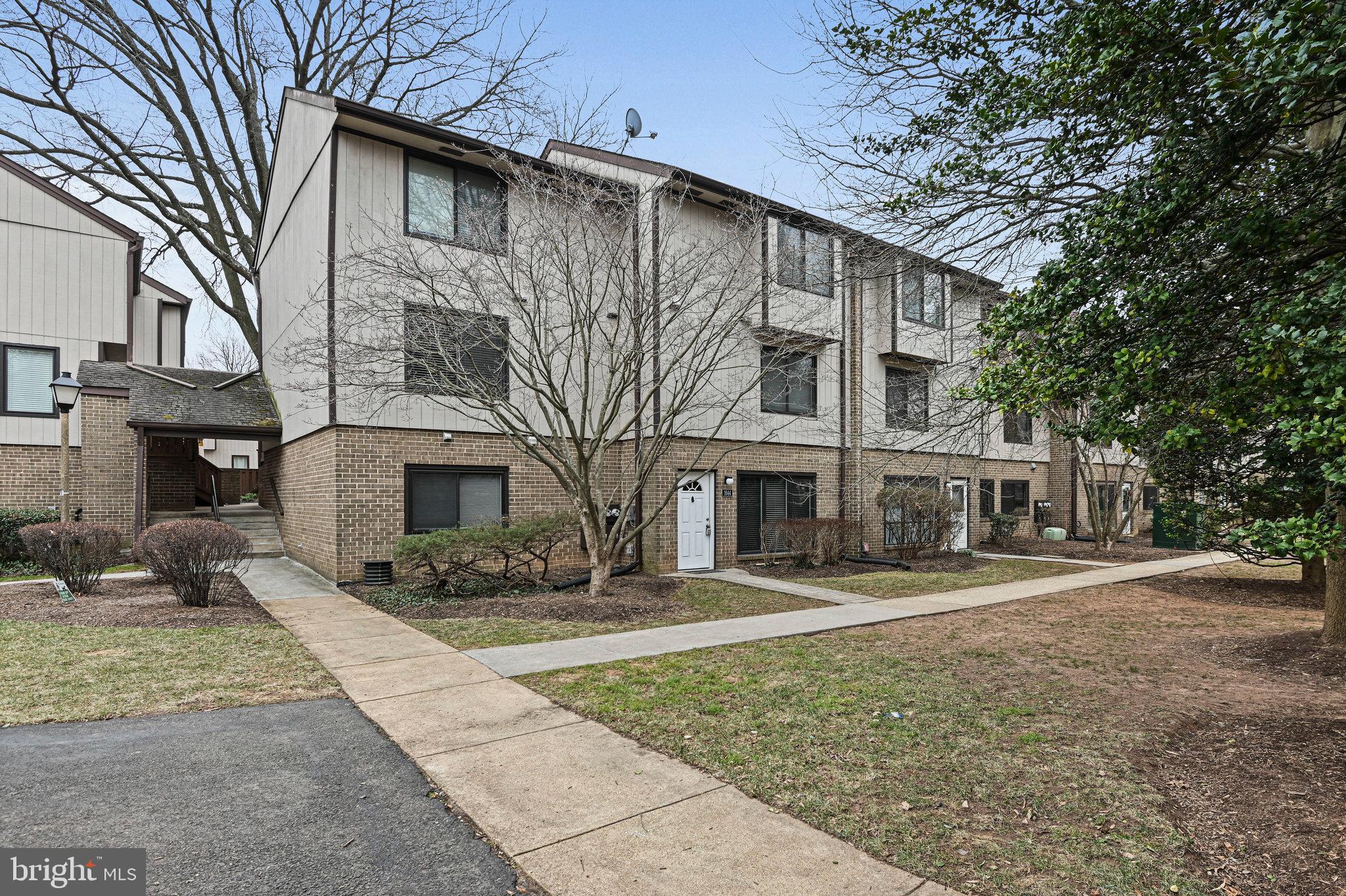 THE WESTERLIES - Residential Lease