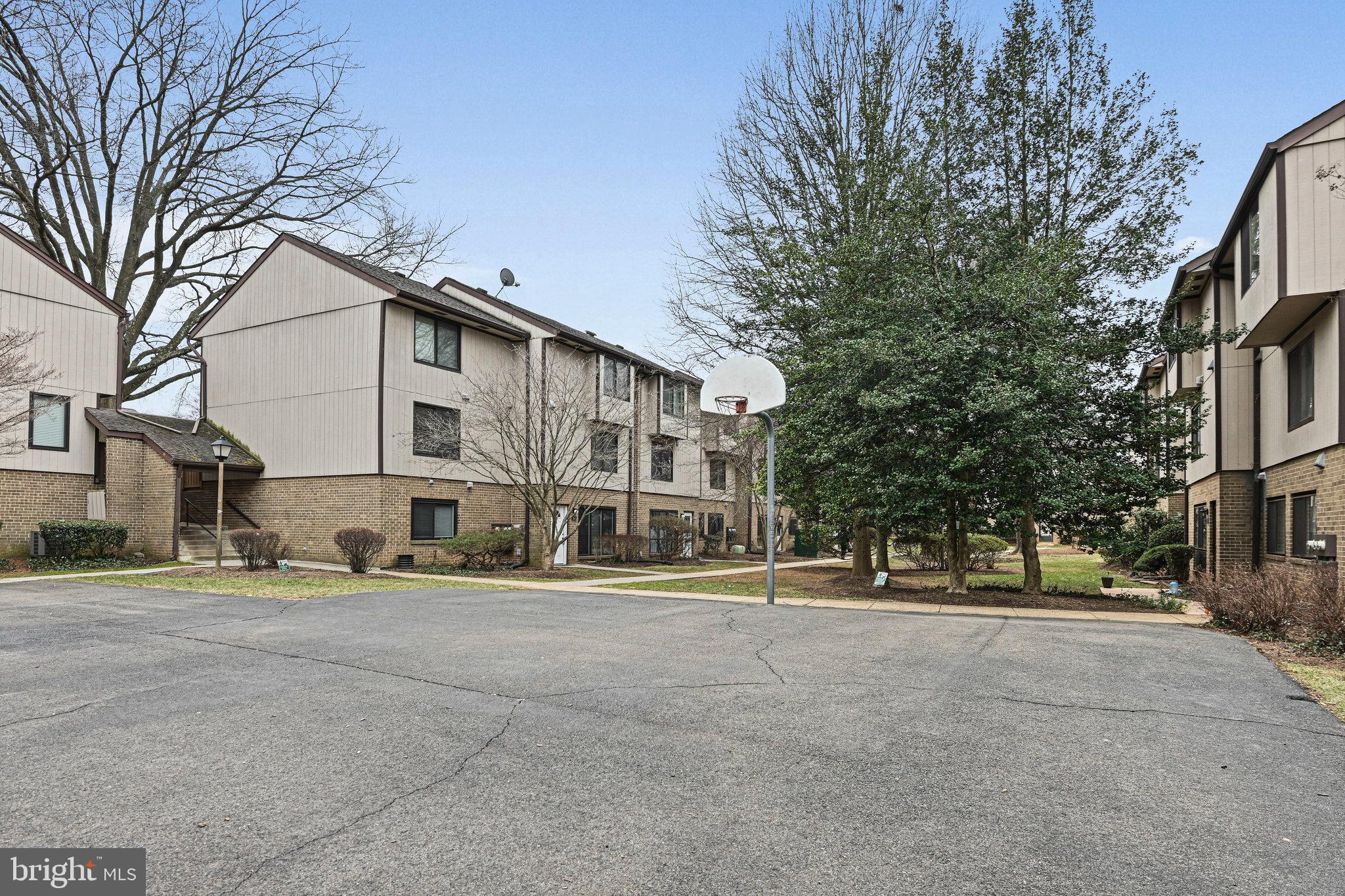 THE WESTERLIES - Residential Lease