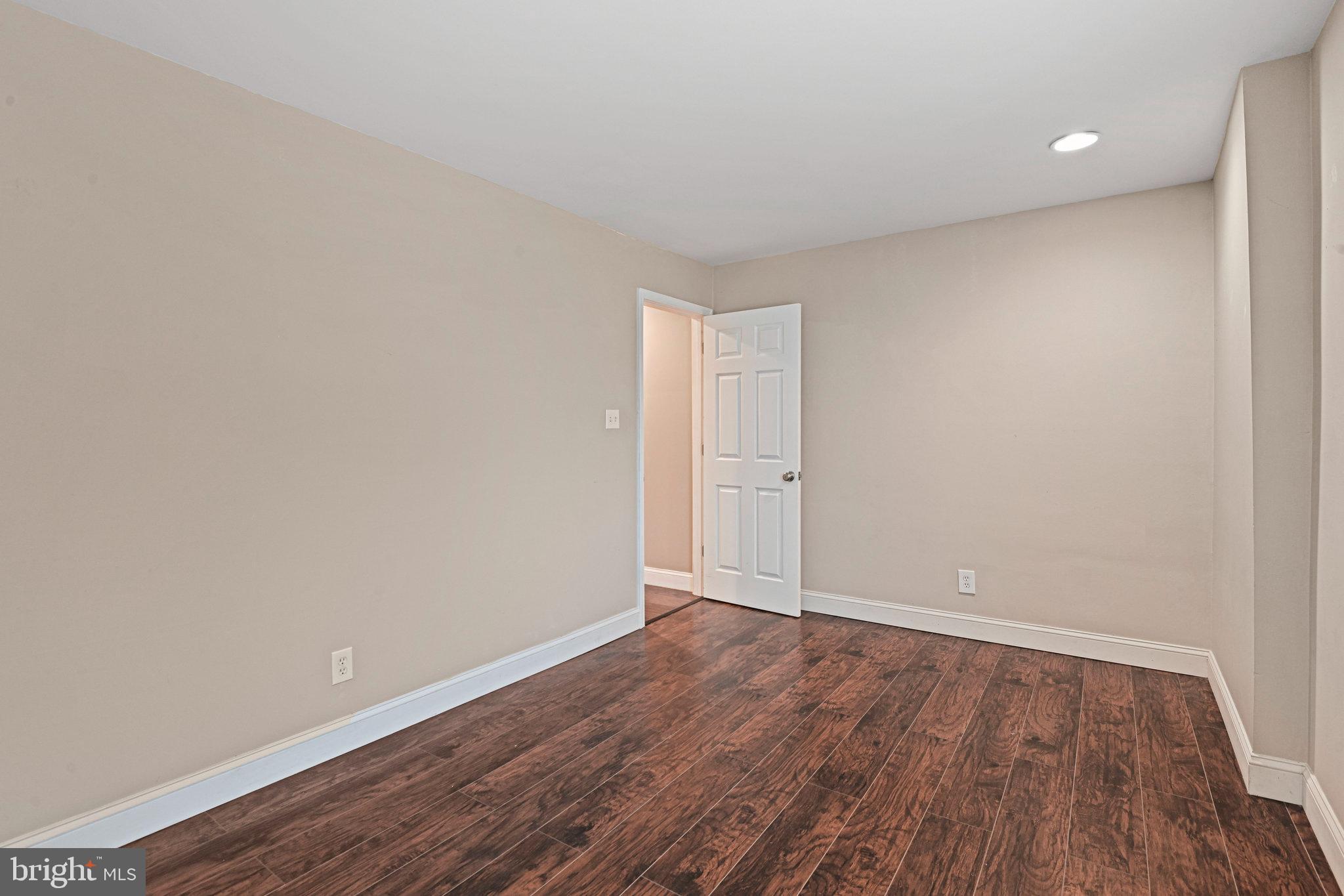 THE WESTERLIES - Residential Lease