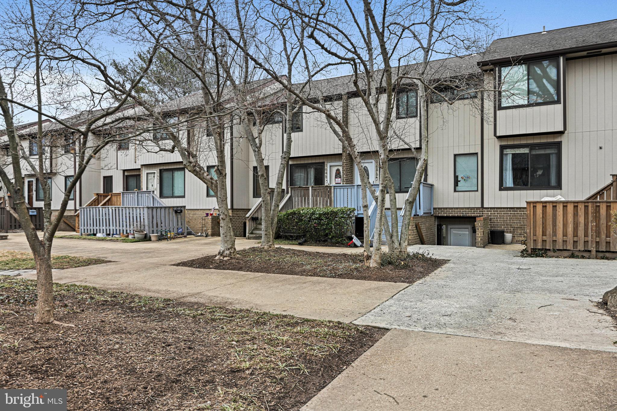 THE WESTERLIES - Residential Lease