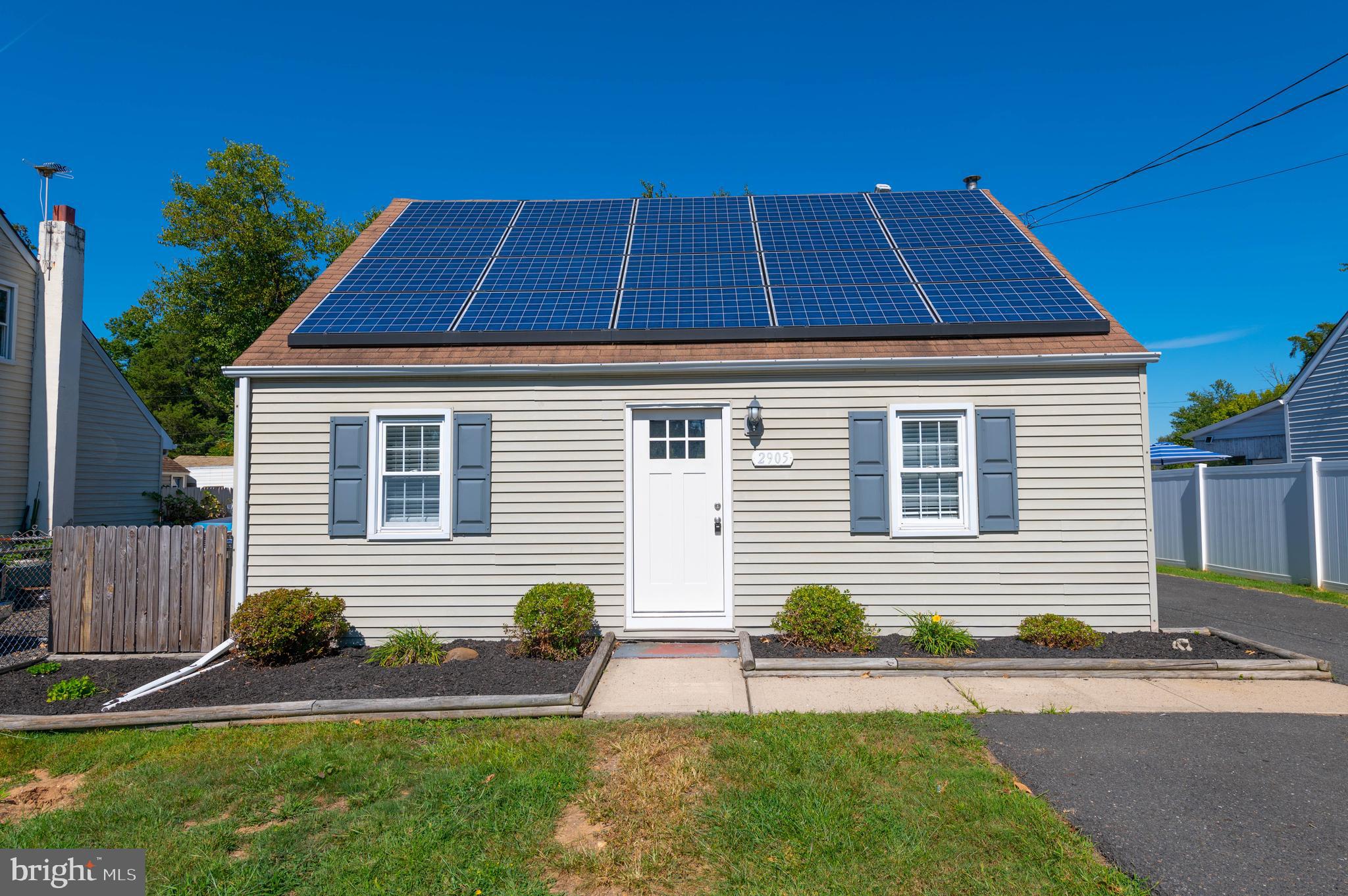 MAPLE SHADE - Residential