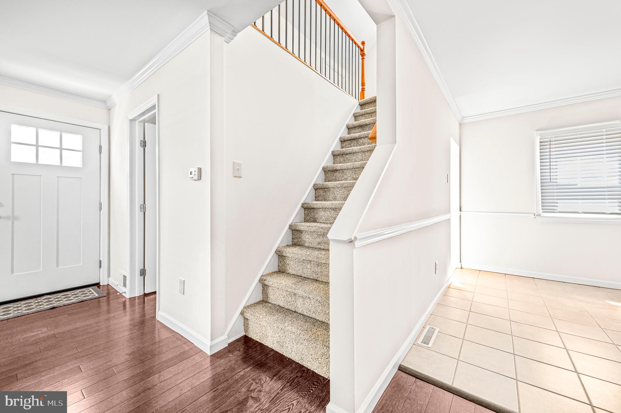 MAPLE SHADE - Residential