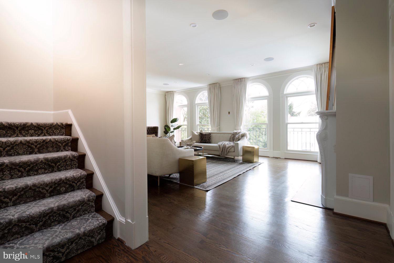 GEORGETOWN - Residential