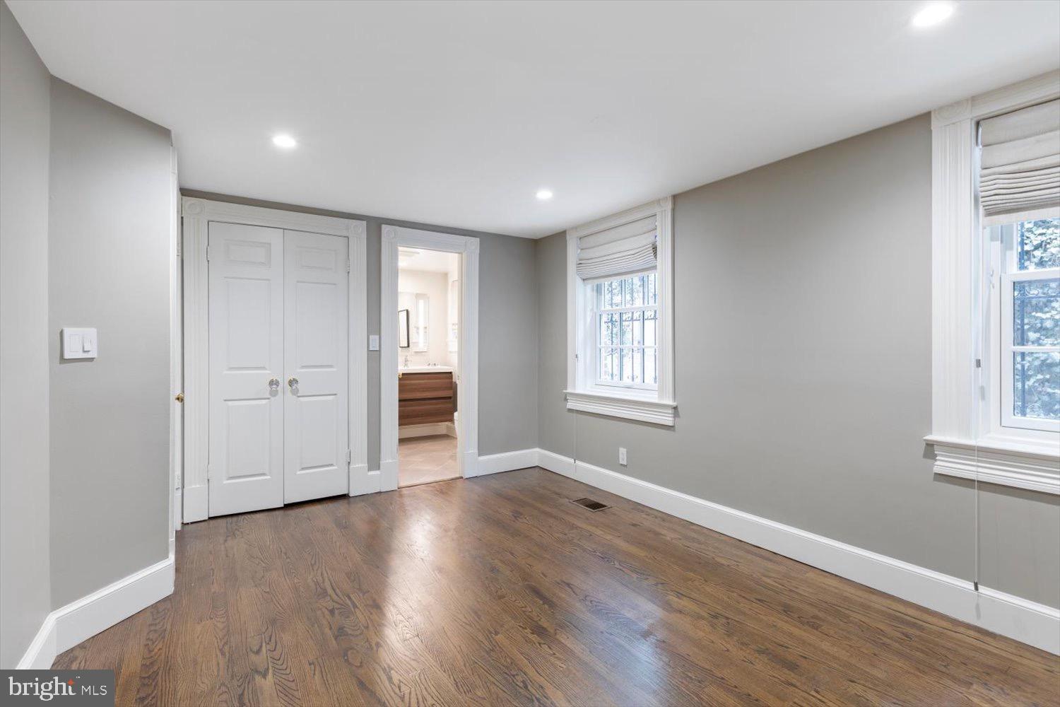 GEORGETOWN - Residential