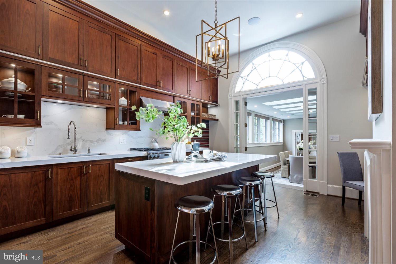 GEORGETOWN - Residential