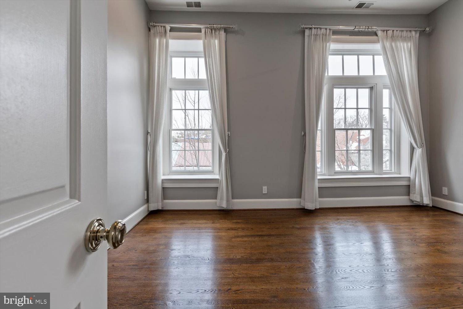 GEORGETOWN - Residential