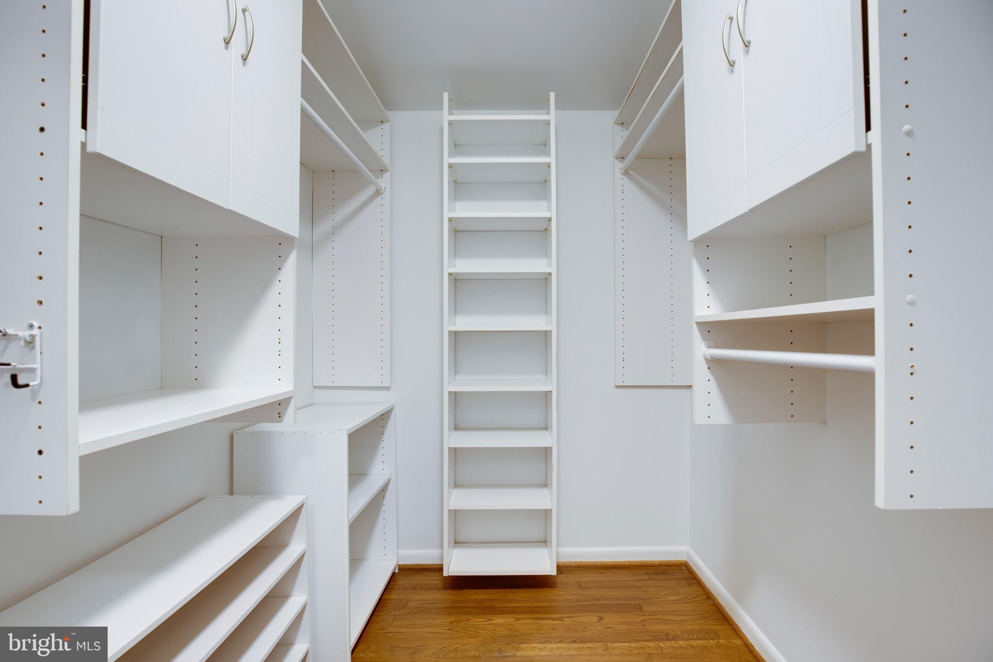 HICKORY HALL ESTATES - Residential Lease