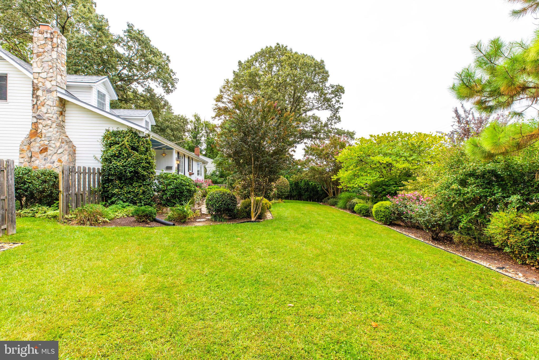 HICKORY HALL ESTATES - Residential Lease