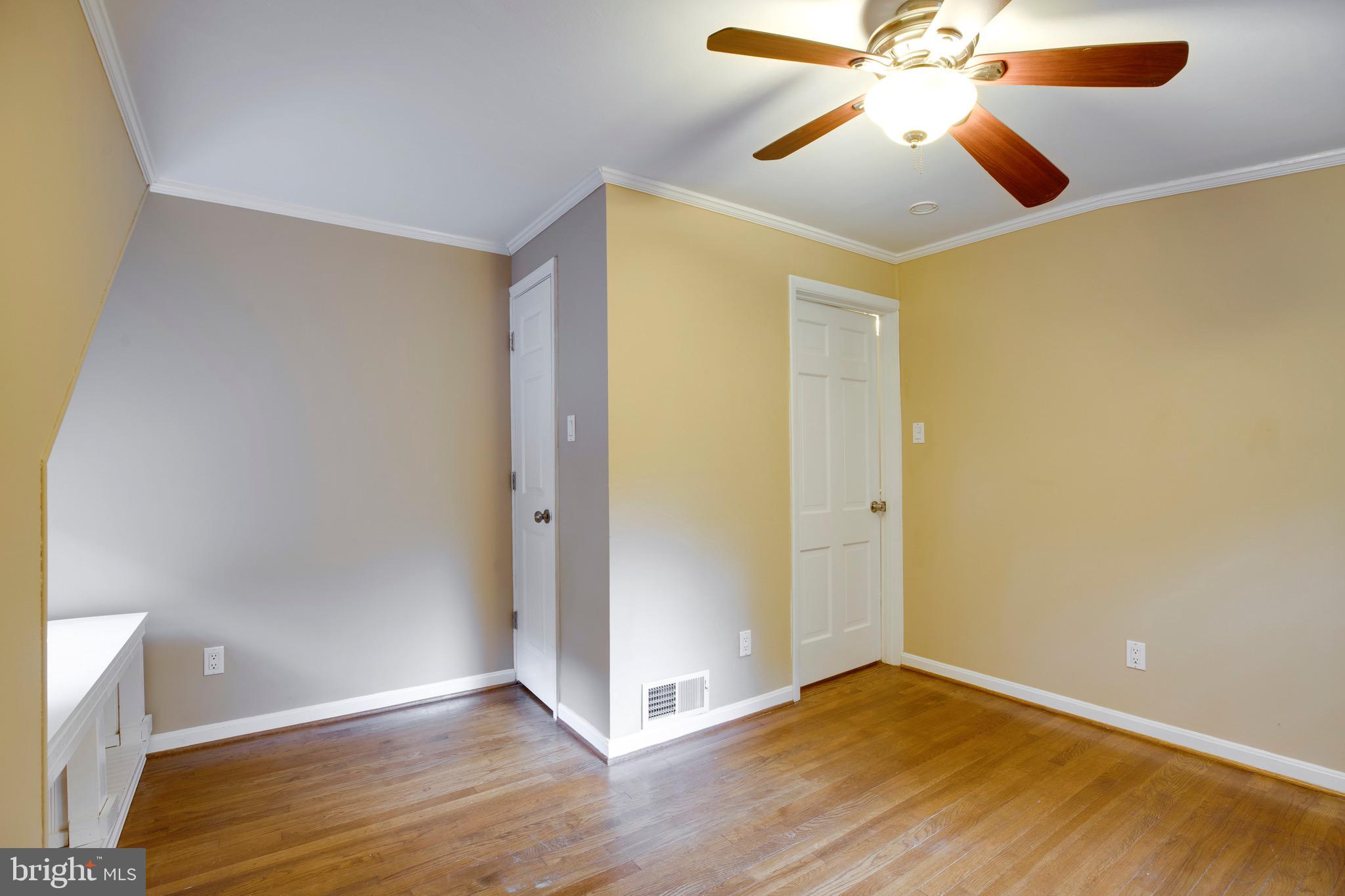 HICKORY HALL ESTATES - Residential Lease