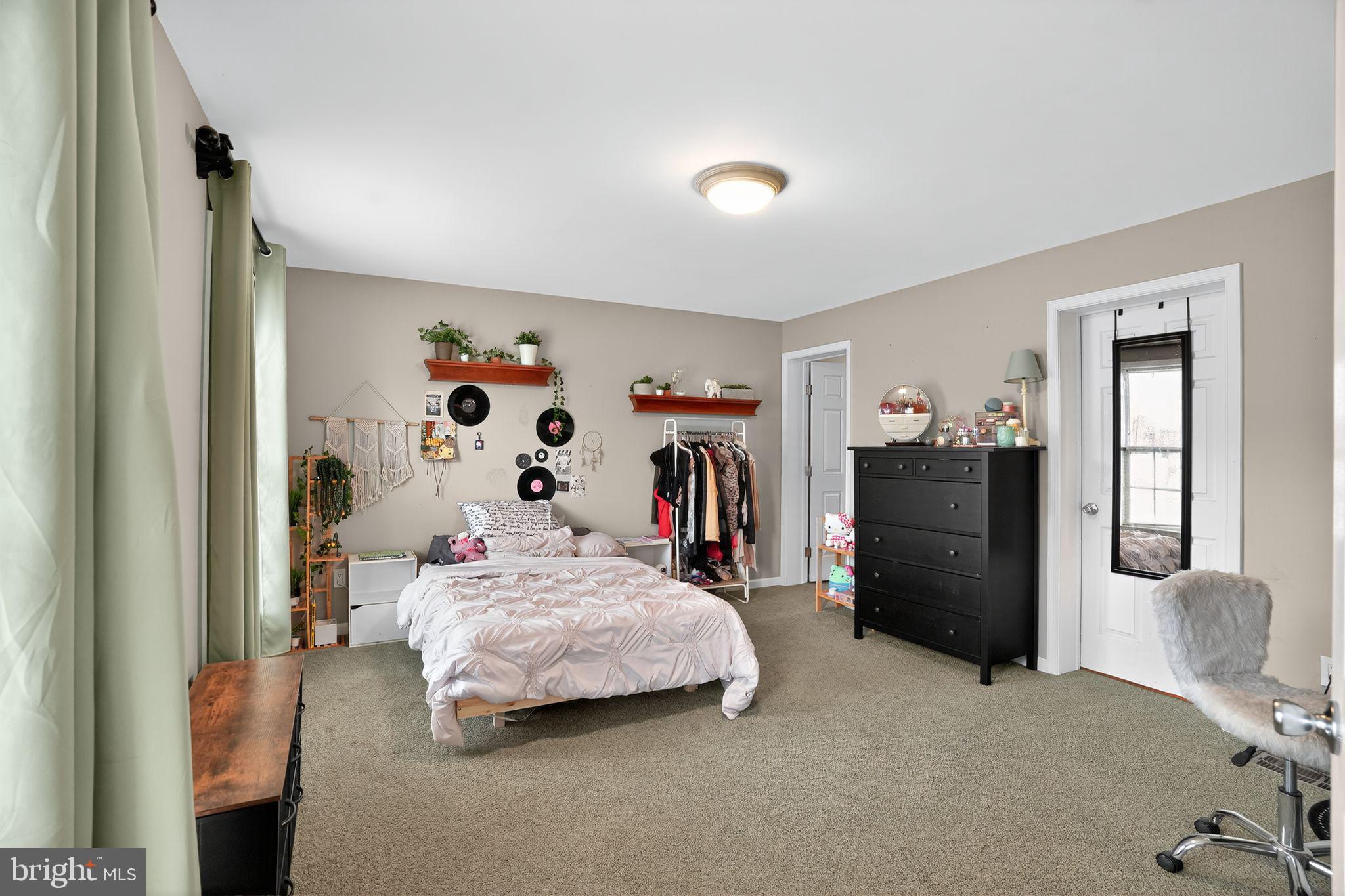 HEATHER GROVE - Residential