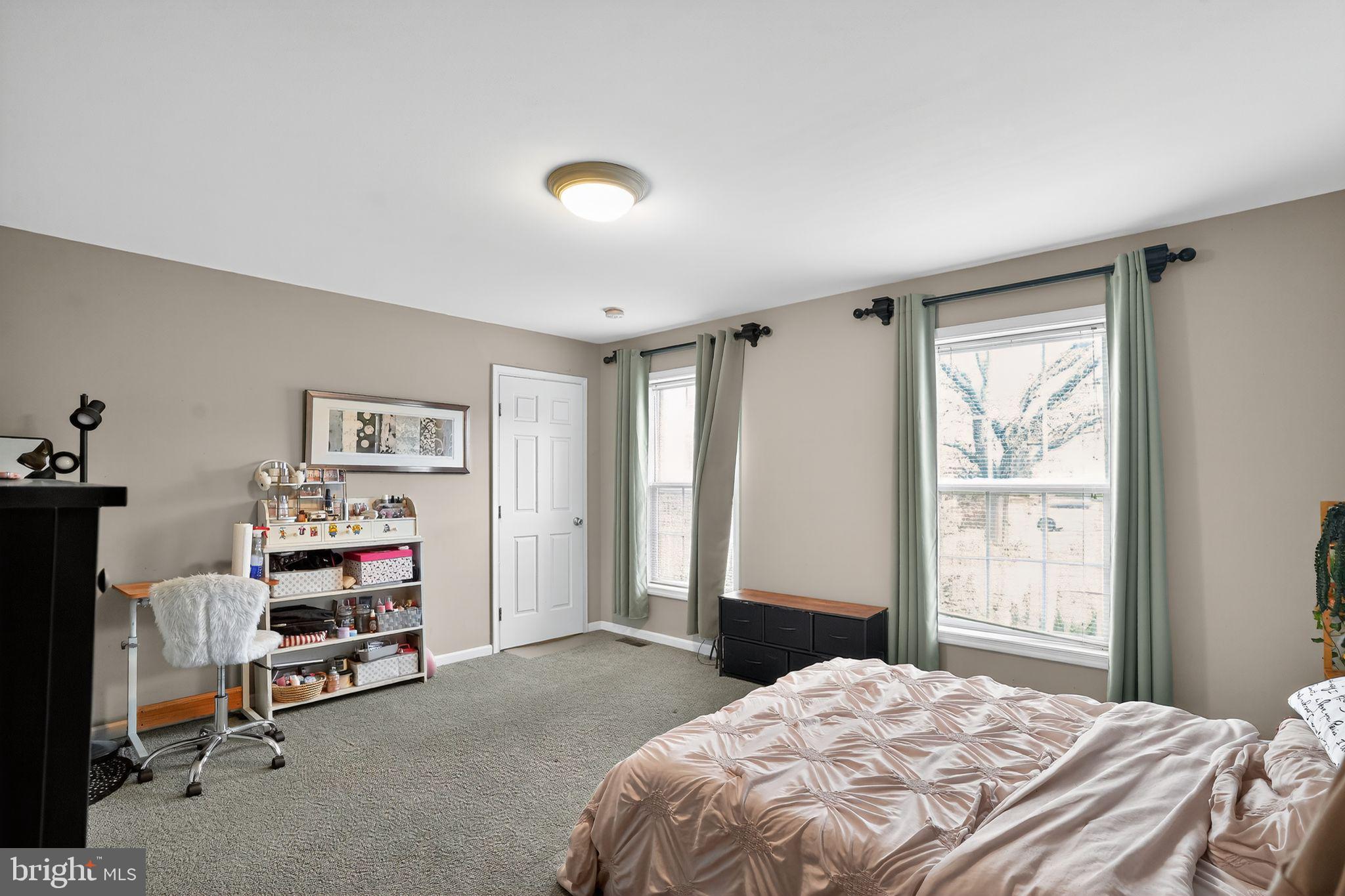 HEATHER GROVE - Residential