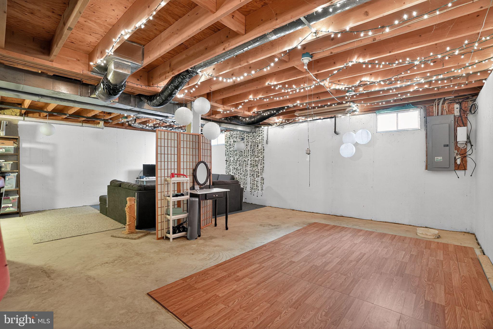 HEATHER GROVE - Residential