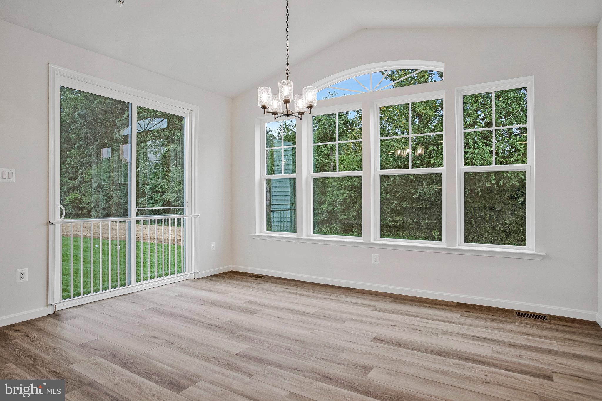 ROBERTS CROSSING - Residential