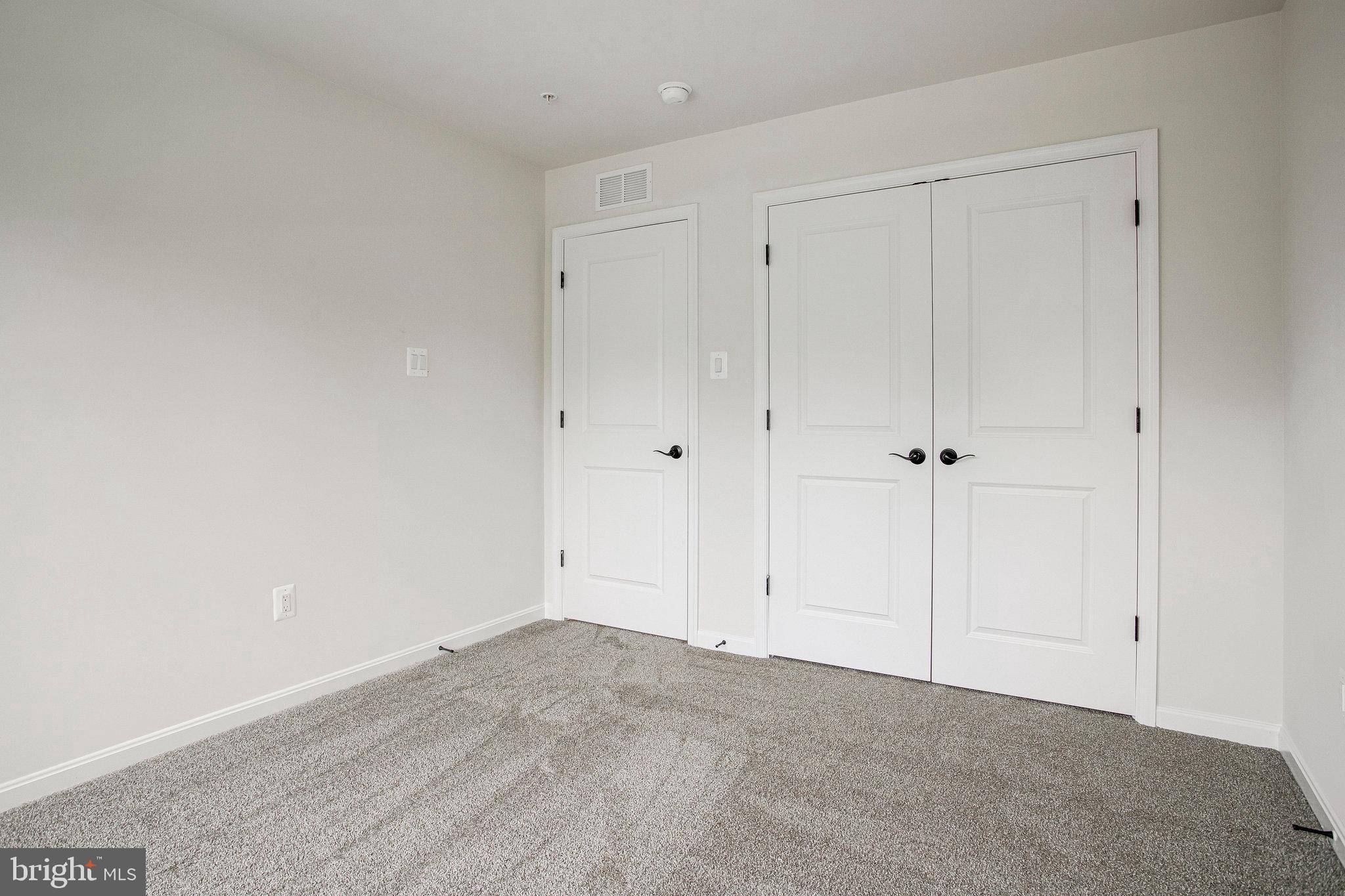 ROBERTS CROSSING - Residential