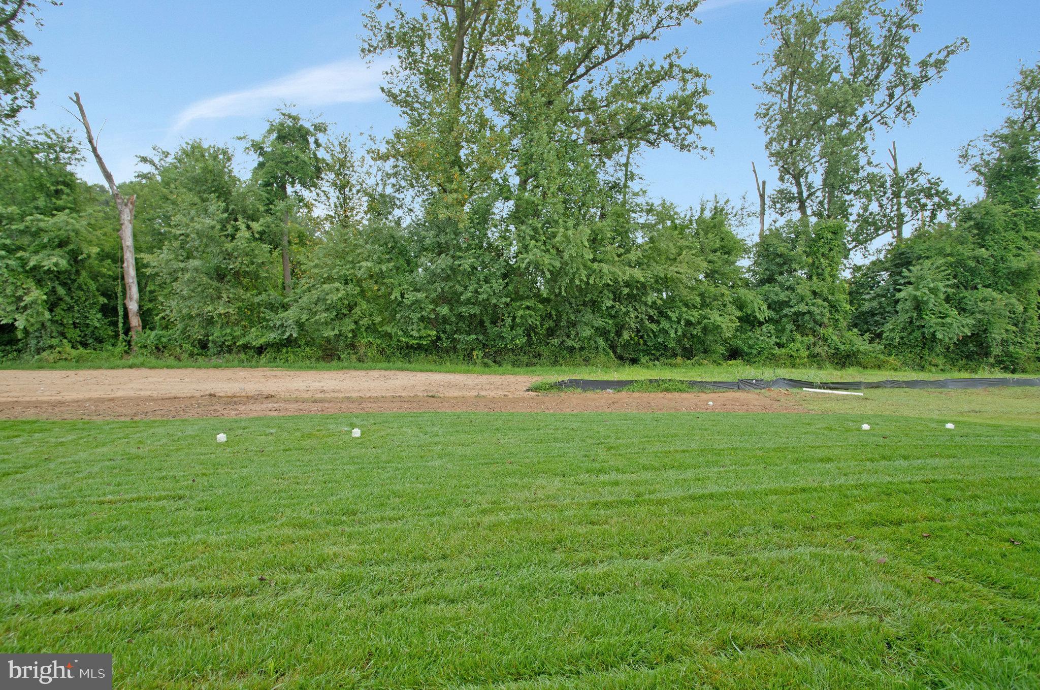 ROBERTS CROSSING - Residential