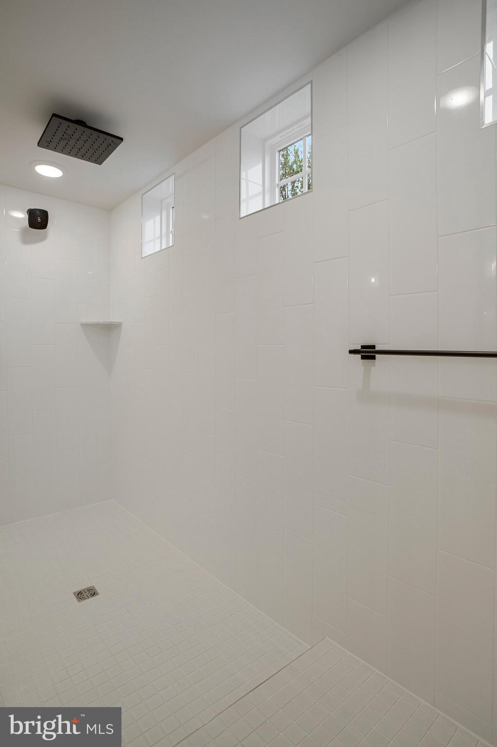 ROBERTS CROSSING - Residential