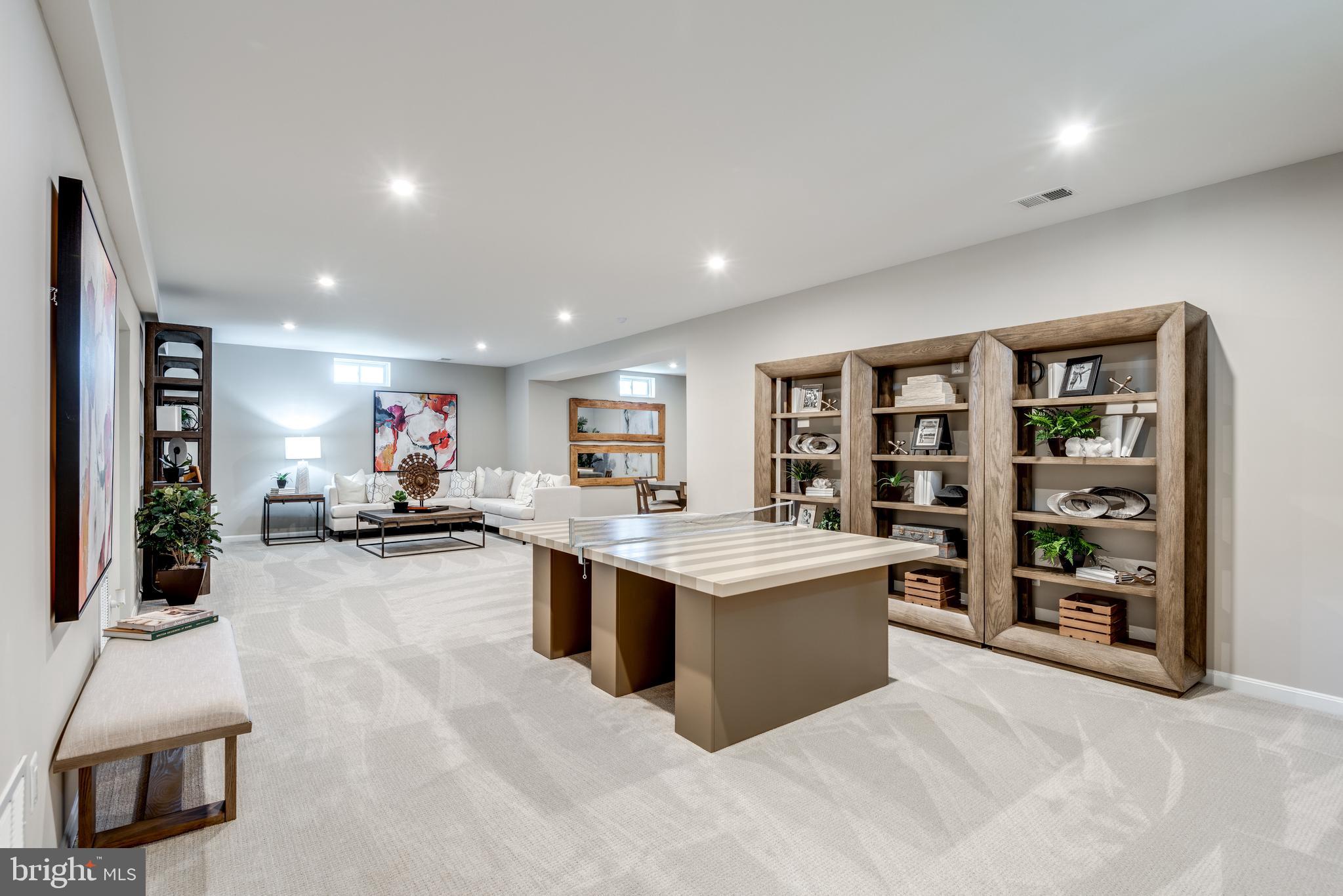 ROBERTS CROSSING - Residential