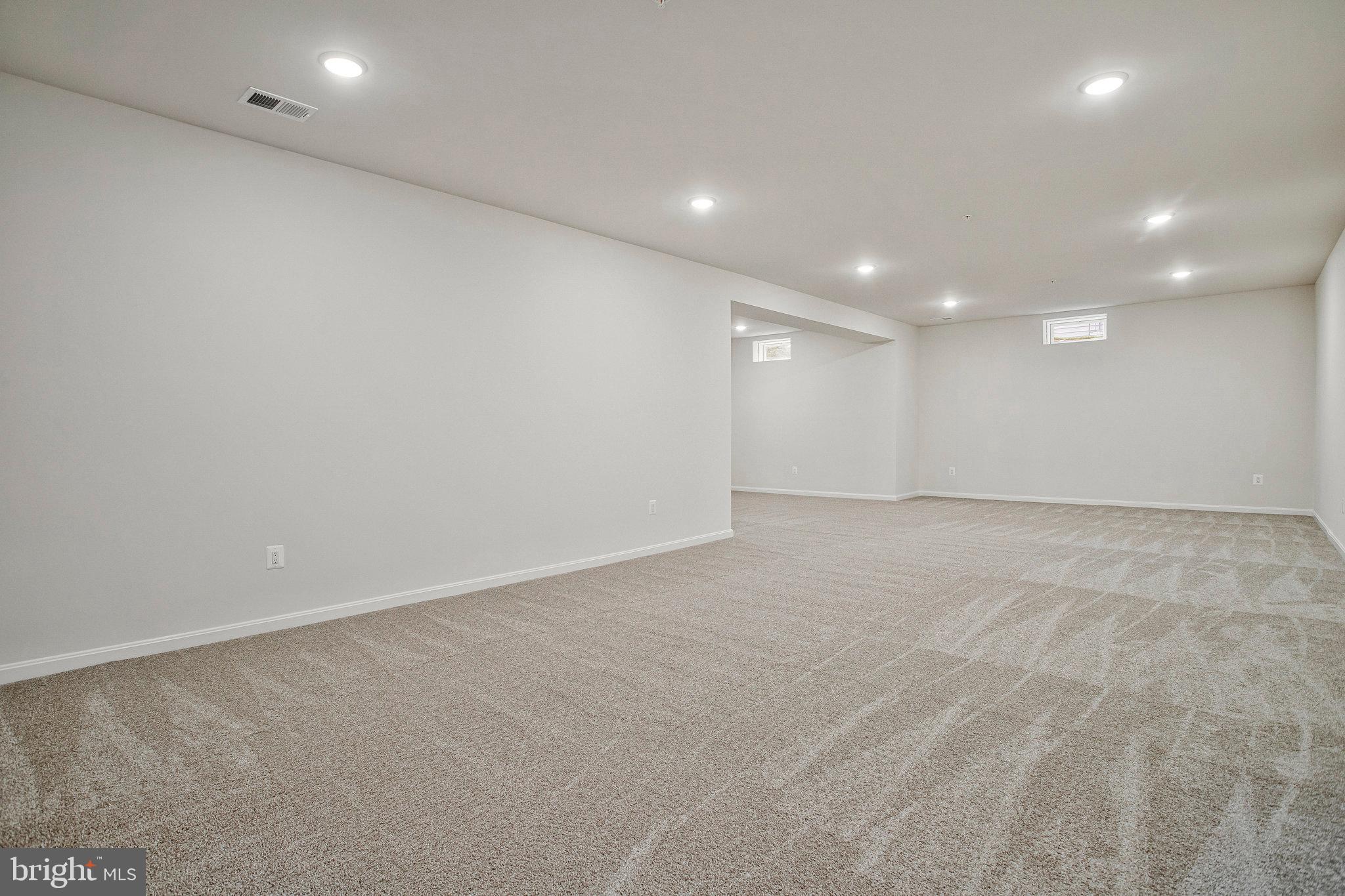 ROBERTS CROSSING - Residential