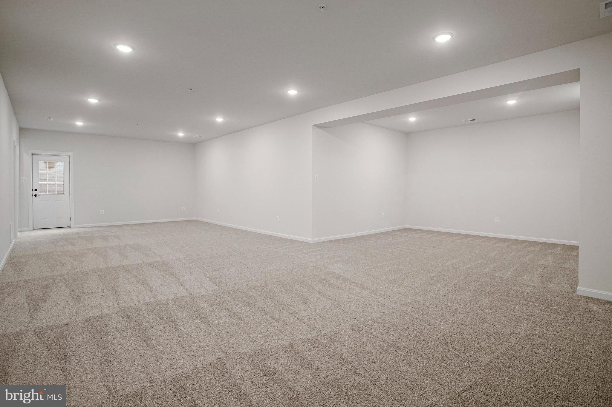 ROBERTS CROSSING - Residential