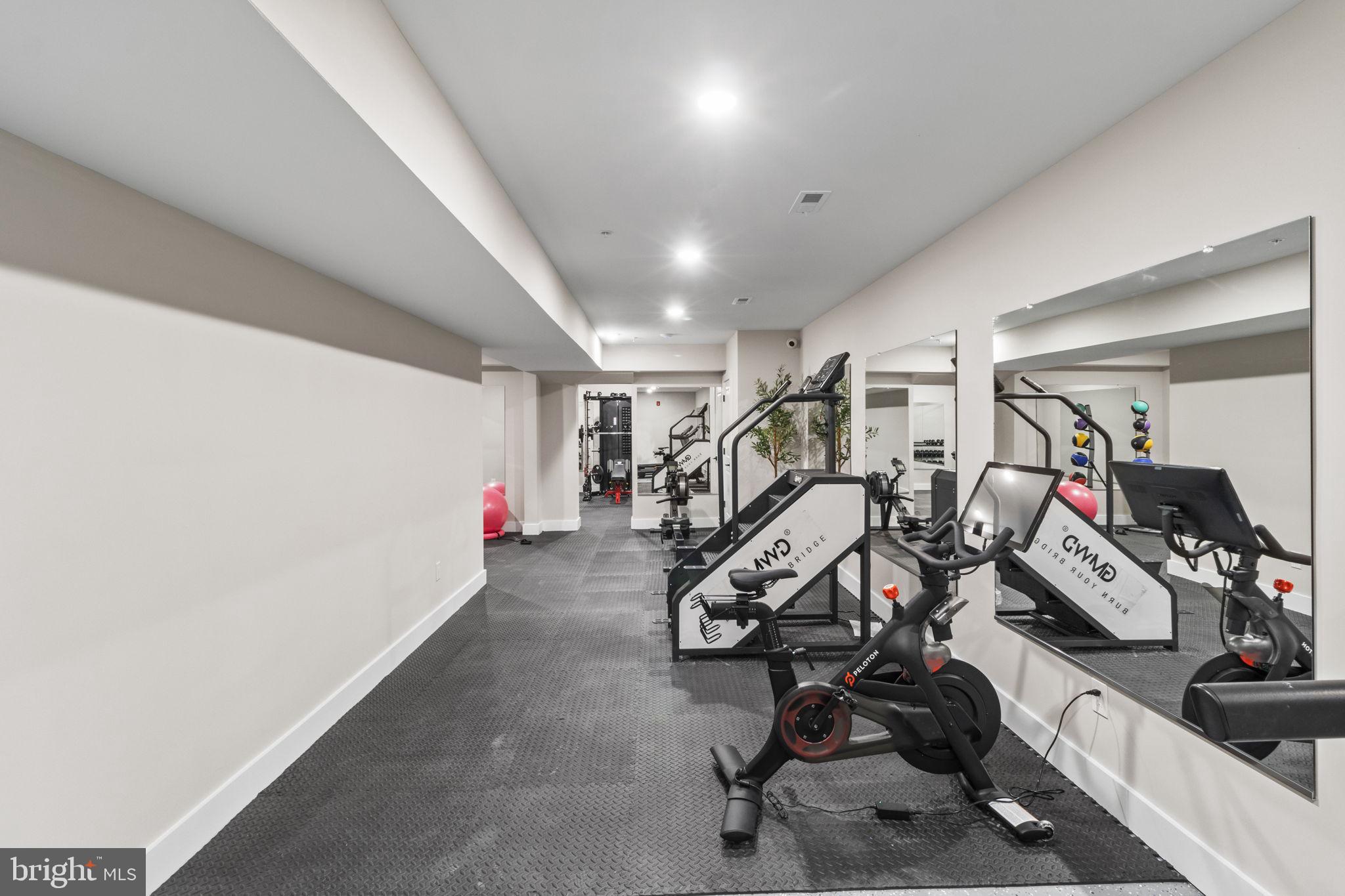 FISHTOWN - Residential Lease