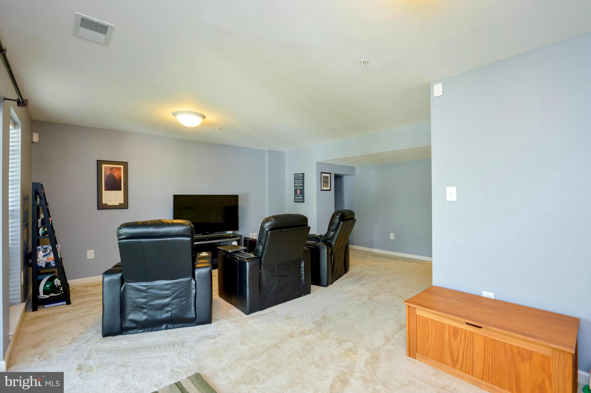 VILLAGES OF DORCHESTER - Residential