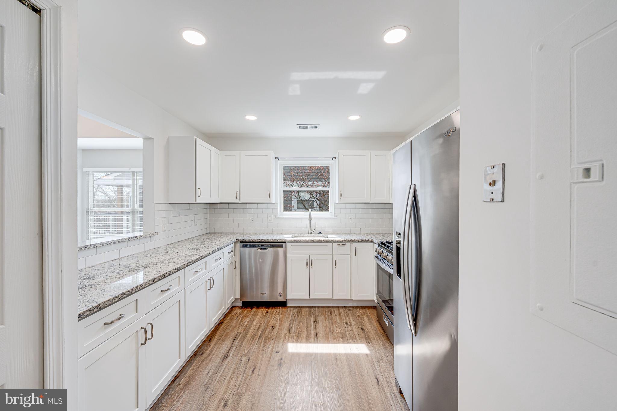 ASHBURN VILLAGE - Residential Lease